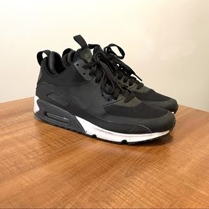 Nike Airmax 90 Sneakerboot Black Athletic Shoes